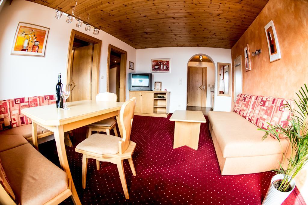 Haus Gerda Otel Fiss Dış mekan fotoğraf
